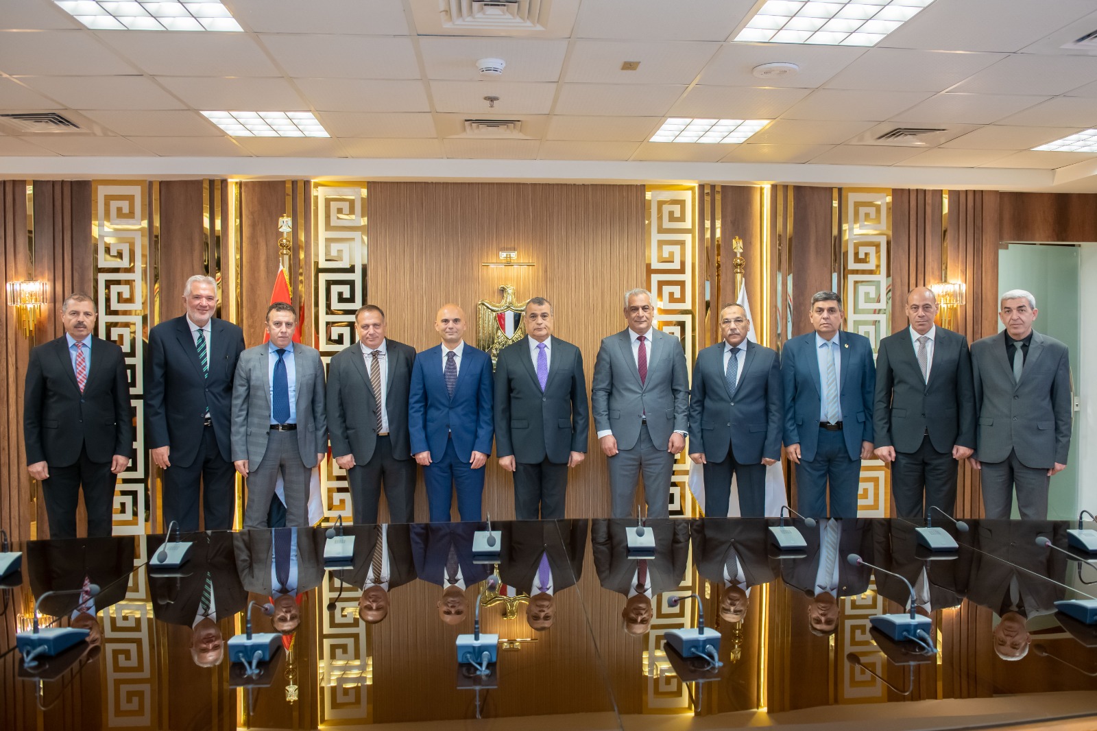 1f2d6b4e-77ae-43e2-b521-dbebcb9652cb