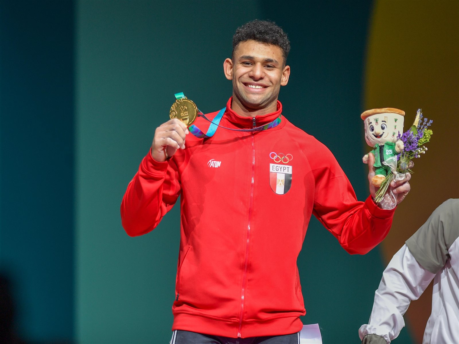 8aef85e6-8d80-48d1-b1b4-66059f00e95d