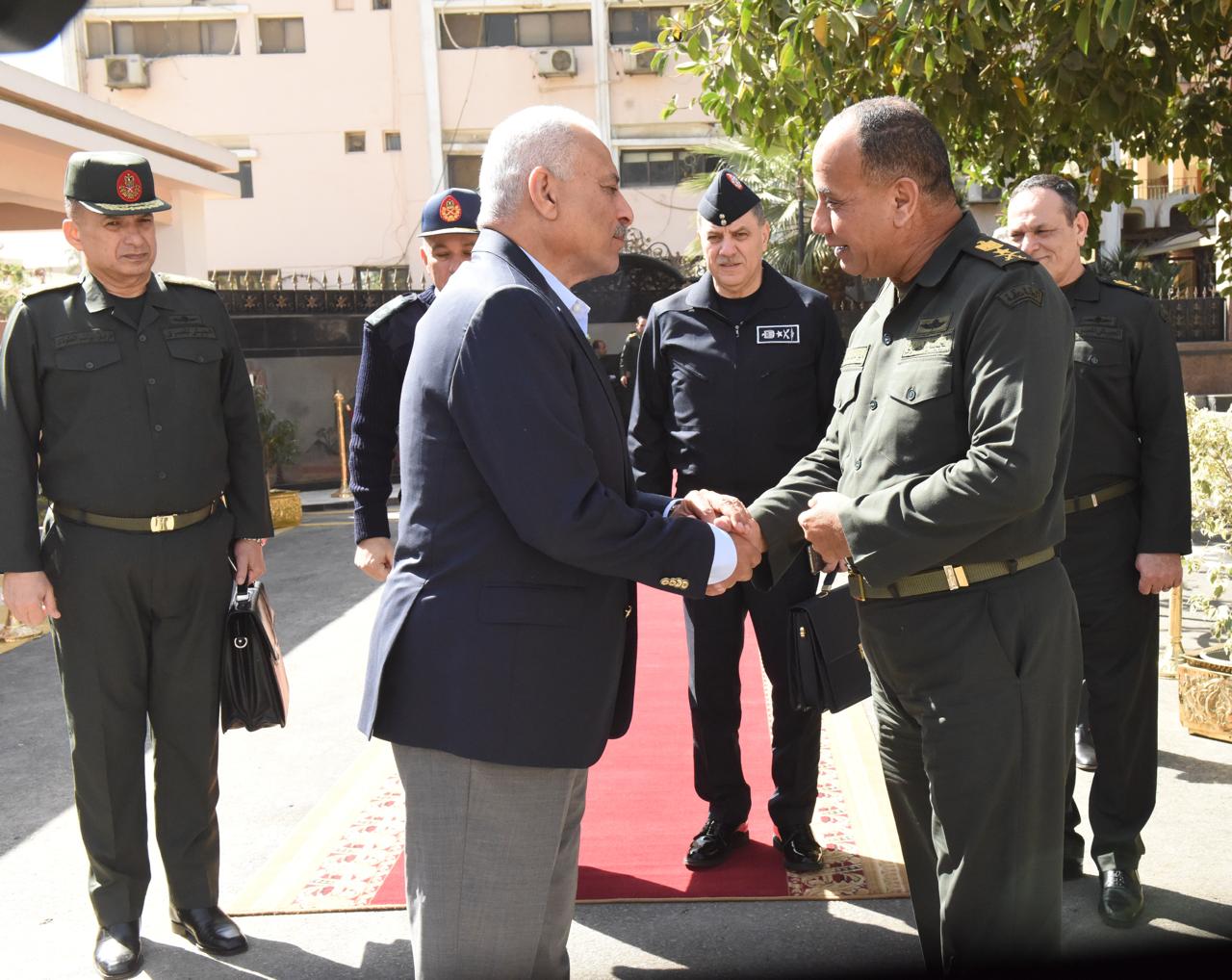 c5a17305-925f-4cfa-a97b-f5a705e9f961