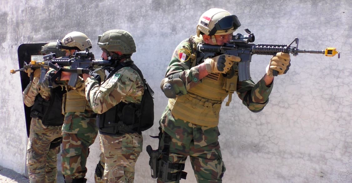 جانب من الحدث 