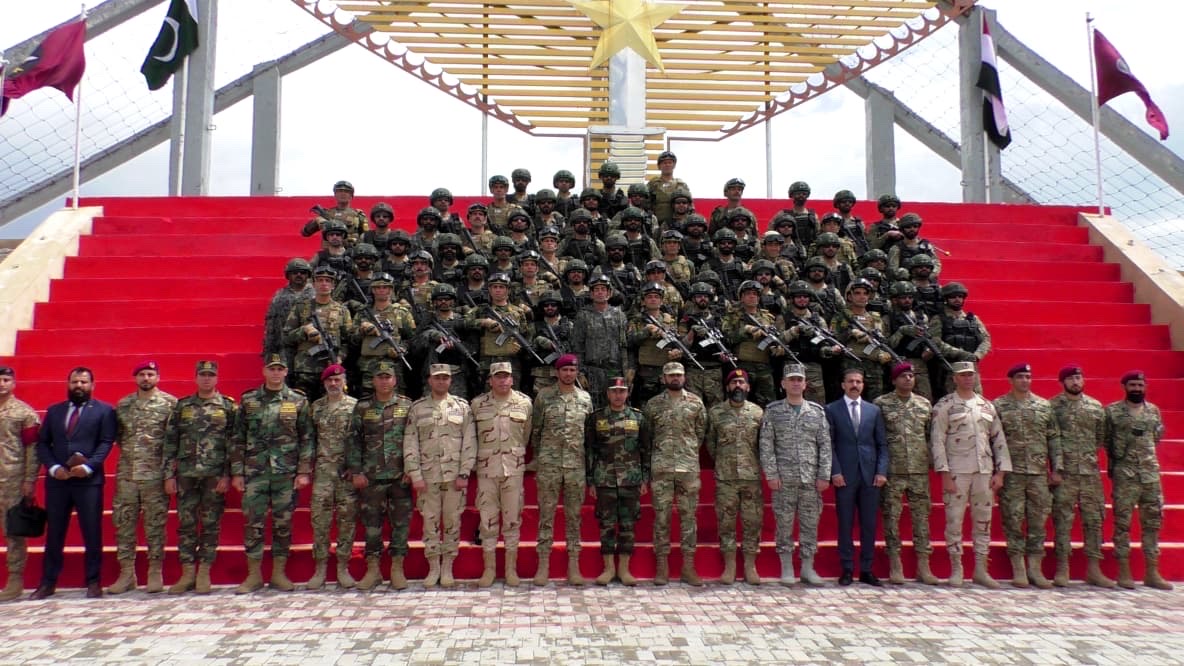 جانب من الحدث 