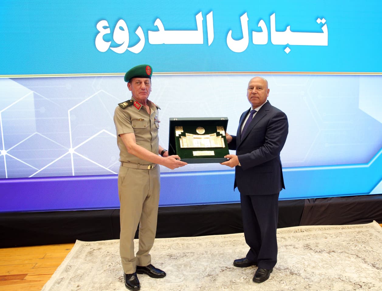 dafee461-862f-4972-8606-6e56edc5fe0f