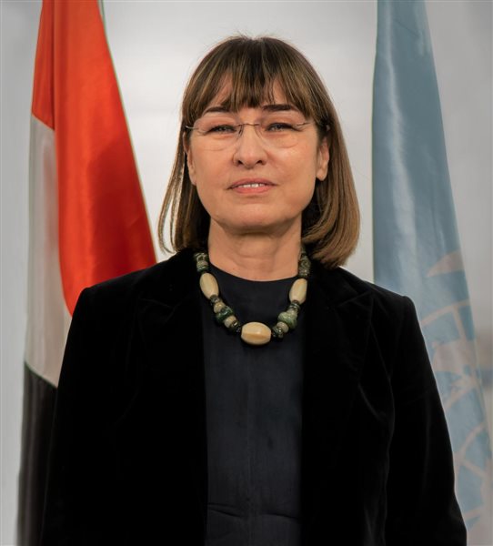 إلينا بانوفا 