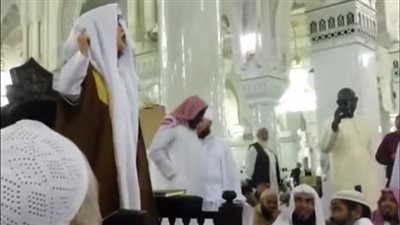 بالفيديو.. طفل 5 سنوات يلقي 