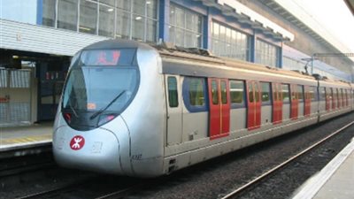 الصين توقف القطارات وتغلق المدارس قبل وصول عاصفتين استوائيتين للبلاد