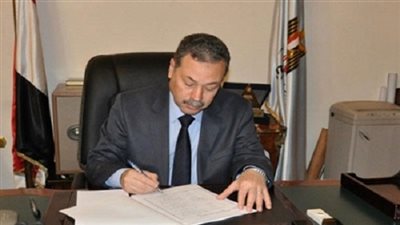 الرافعى يصدر قرارا وزاريا بتشكيل لجنة لحصر مشكلات التعليم بالنظام الأمريكي