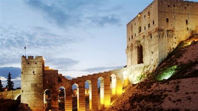 المرصد السورى: انهيار جزء من سور قلعة حلب الأثرية