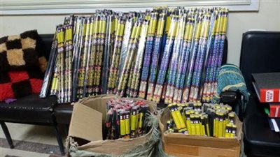 ضبط 908 ألاف و776 صاروخا وألعاب نارية محدثة للصوت والشرر داخل مخزن بطنطا