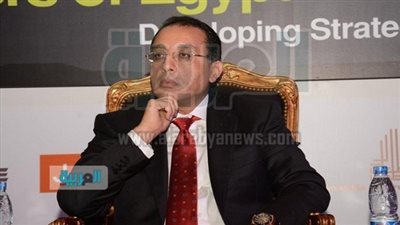 وزير الإسكان: بدء توصيل المرافق إلى ١١٤ مليون متر فى ٢١ مدينة