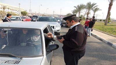 شرطة النقل والمواصلات تنفذ 40 حكما قضائيا وتضبط 3 قضايا مخدرات