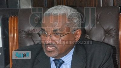 أول طائرة تهبط في مطار عدن بعد تحريره