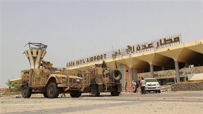 مصادر.. جسر جوى لمطار عدن دعما للمقاومة والجيش اليمني