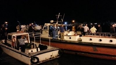 غرق مركب الوراق يستحوذ على مقالات كبار كتاب الصحف