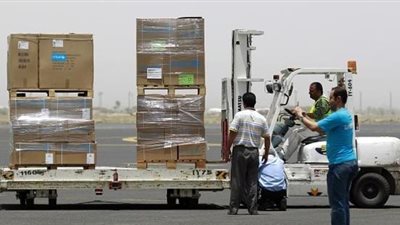 وصول أول طائرة إغاثية إماراتية إلى عدن