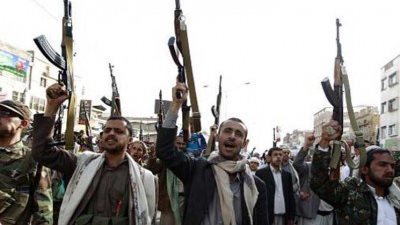 انطلاق مسيرة حاشدة لمناصرى الحوثيين فى العاصمة صنعاء 