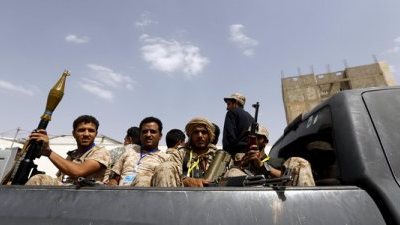 الحكومة اليمنية مستمرة فى إعادة الأوضاع إلي طبيعتها فى عدن