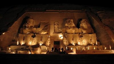 خبير: الباحث المصري في مجال الآثار يعيش مأساة