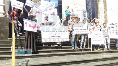 بالصور... رجل أعمال يستغيث بـ