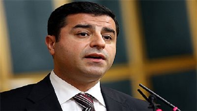 زعيم حزب تركى مؤيد للأكراد يدعو لوقف الاقتتال