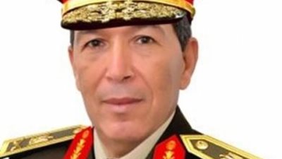 إصابة رئيس أركان قوات الدفاع الجوي في حادث سير