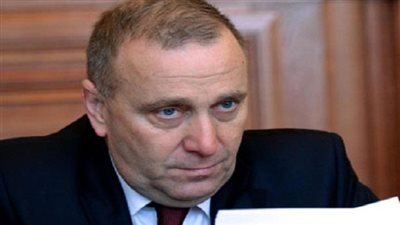 أنجولا وبولندا تبحثان سبل التعاون فى قطاعى الدفاع والسياحة