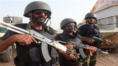  3 كتائب عسكرية تصل إلى قاعدة العند الجوية اليمنية لتحريرها