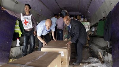 مساعدات طبية وإنسانية من الصليب الأحمر لليمن