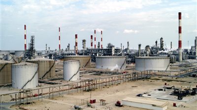 إنتاج مصافي التكرير السعودية يحول دون تعافي أسعار البترول