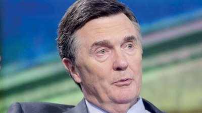 وول ستريت جورنال:  دنيس لوكهارت يؤيد رفع الفائدة في سبتمبر