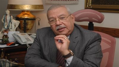 دعوى مستعجلة لإقامة نصب تذكاري بأسماء المشاركين في حفر القناة 