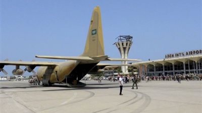 السعودية تعلن وصول طائرة الاغاثة الخامسة إلى عدن