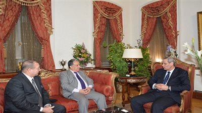 الهلالي يبحث أوضاع التعليم في البلاد العربية