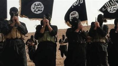 داعش يجني 50 مليون دولار شهريًا من مبيعات نفط سوريا والعراق