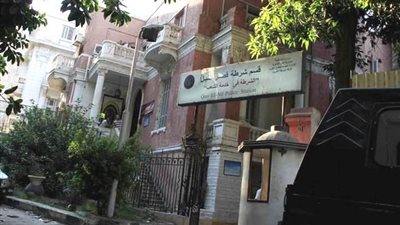 النيابة تستمع لأقوال شاب حاول الانتحار بميدان التحرير 