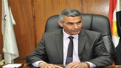 وزير النقل يقرر إلغاء التصاريح المجانية بالسكك الحديدية