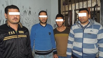 المتهمون بالسطو على سيارة نقل أموال يرفضون الاعتراف بمكانها