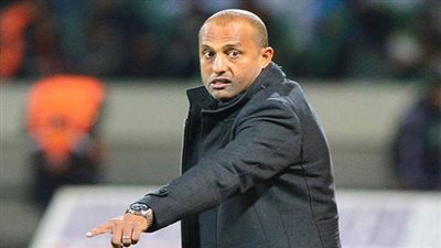 طارق مصطفى: 