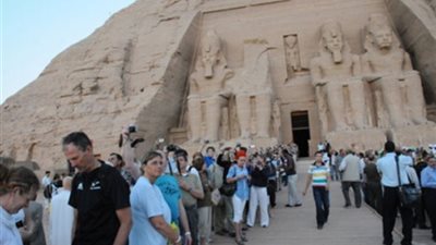 حفلات للفنون الشعبية في بانكوك وأستراليا لتنشيط السياحة إلى مصر