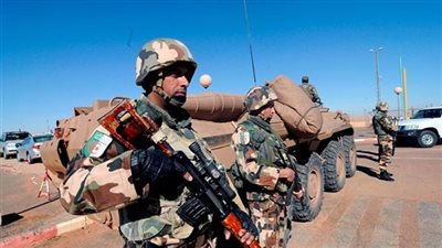 الجيش الجزائري يلقي القبض على إرهابيين بولاية سكيكدة