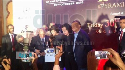 بالصور.. ختام المؤتمر الصحفي للموسيقار العالمي 