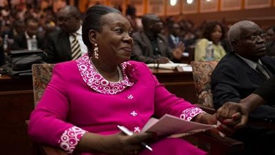 رئيسة إفريقيا الوسطى تقيل وزراء الدفاع والأمن العام والعدل