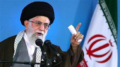 خامنئي: الانتخابات هي الطريق لحل الأزمة السورية