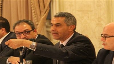 وزير النقل يلتقي قيادات السكك الحديدية لمناقشة خطط التشغيل