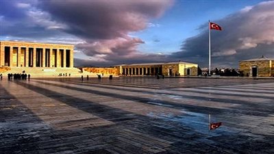 حريق بمتحف آتاتورك بأنقرة يتلف صورا ومقتنيات أثرية