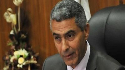 وزارة النقل: إزالة آثار الأمطار والسيول بالطرق الصحراوية