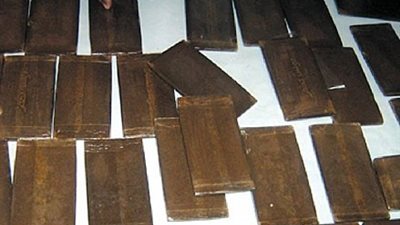 بالصور.. الجمارك تحبط دخول أكبر شحنة حشيش لإغراق مصر