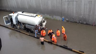 وفاة طفلين مصريين غرقا جراء السيول بوسط عمان