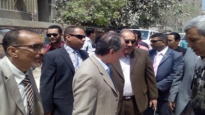 نائب محافظ الجيزة يتفقد أعمال شفط مياه الأمطار 