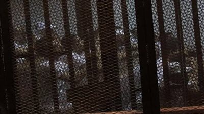 تأجيل محاكمة 21 متهمًا بـ