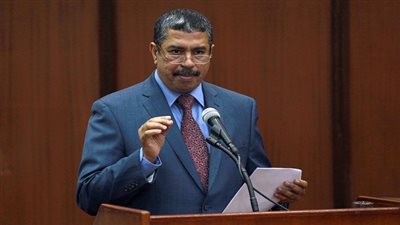 بحاح: جنون علي عبدالله صالح وراء معاناة اليمن
